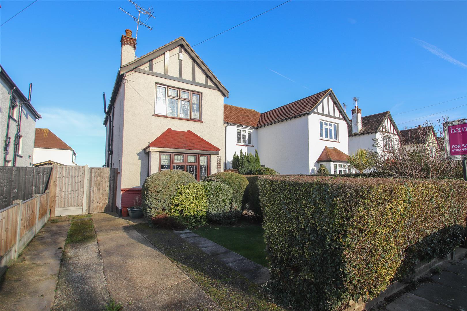 Appointmoor Highlands Boulevard, LeighOnSea